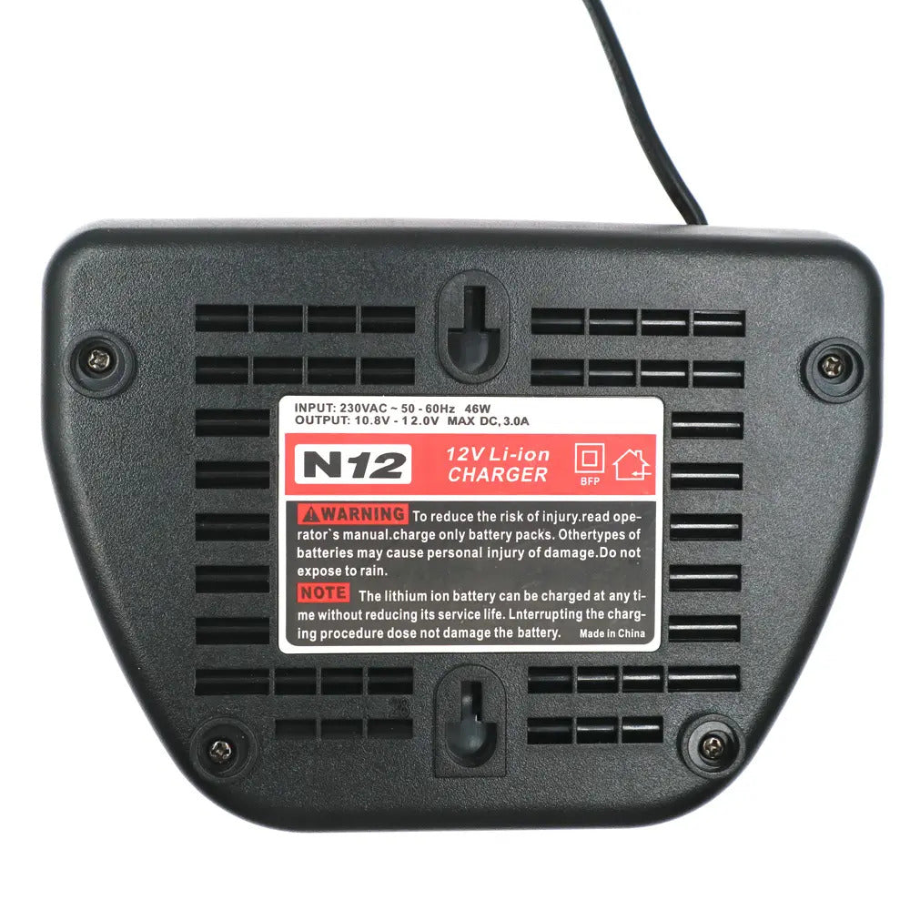 密尔沃基充电器